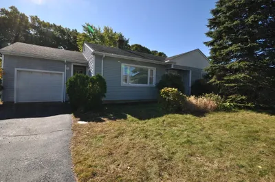 296 Belair St 1