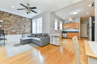 158 Cottage St ##4R 1