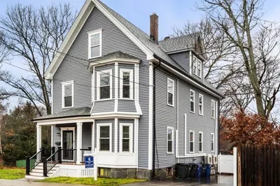 94 Mount Hope St 1