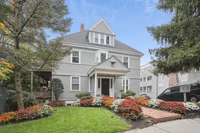 36 Cummings Rd #1