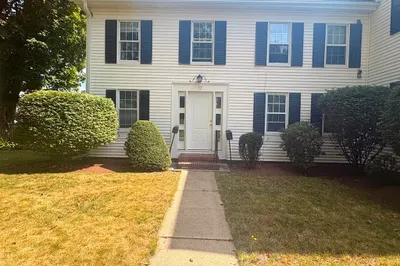 17 Oak Street #1 1