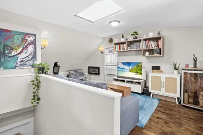 47 1/2 Jamaica St #3