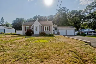 132 Old Lyman Rd