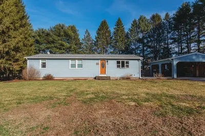 65 Hillcrest Dr