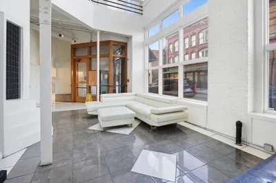 11-31 Park St #206