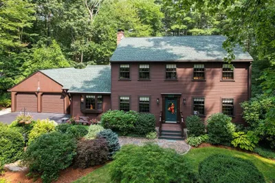 224 Pond Street 1