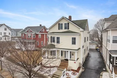 968 Plymouth Ave 1