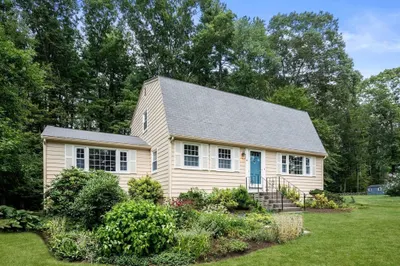 18 Evergreen Way