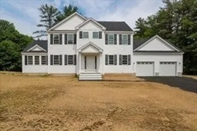 26-a Winchendon Road 1