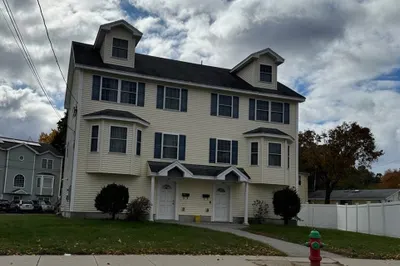 18 Ferry Street #2 1