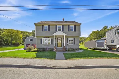 81 Rochdale St 1