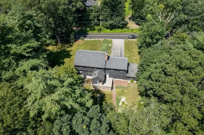 425 Stow Rd 1