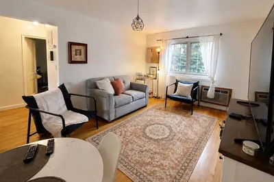 24 Saint Paul St #4 1