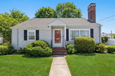34 Chicopee St 1