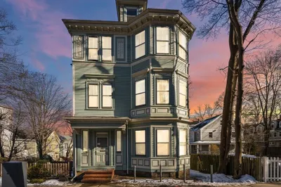 188 Chestnut Ave #3