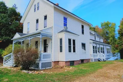 459 Fairview Ave 1