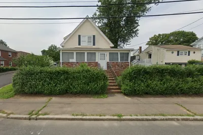 222 Neck Street 1