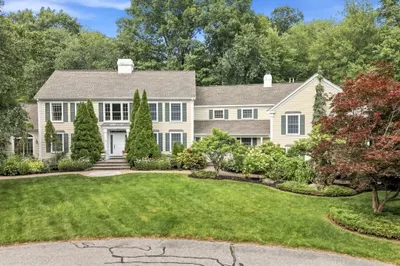 3 Hazelwood Cir 1