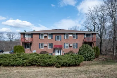 325 Ashland Ave #12 1
