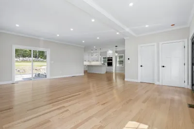 53 Louis St 1