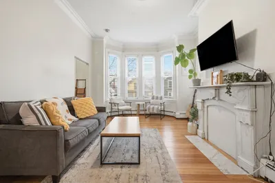 126 Lexington Street #2