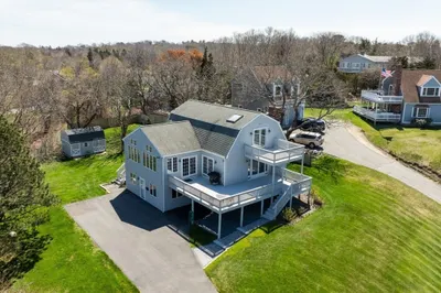 39 Scott Drive 1
