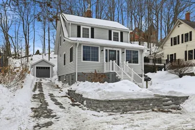 77 Lynde Street 1
