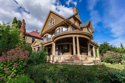 23 Prospect St 1