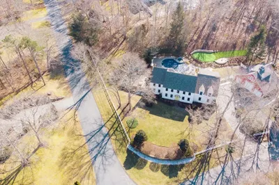 11 Old Farm Ln 1