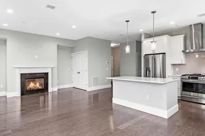 8 Sanborn Street #5004