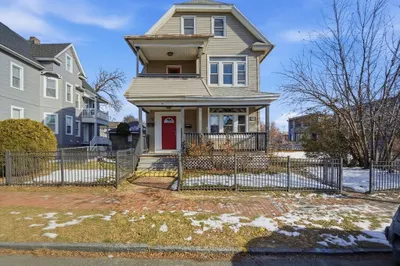 9 Murray Hill Ave 1
