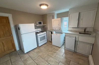 4 Barrett Ave #3 1