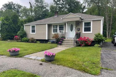 41 Knowles Rd 1
