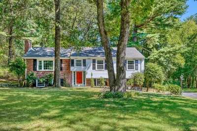 11 Kingswood Rd