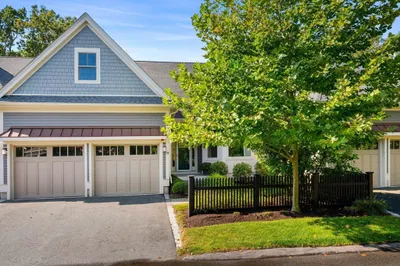 35 Woodmere Drive #35 1
