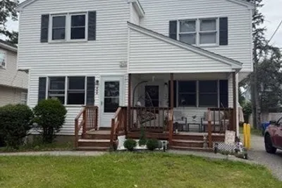 443-445 Cadwell Drive 1