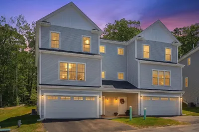 53 Fisherville Terrace 1