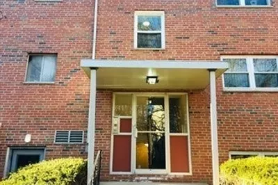 83 Walnut St #2
