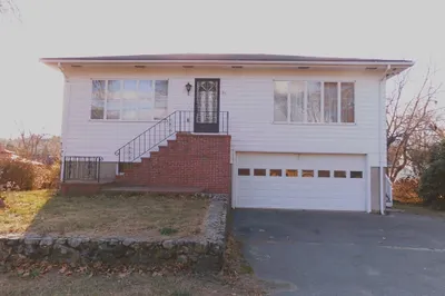 23 Henry Ave 1