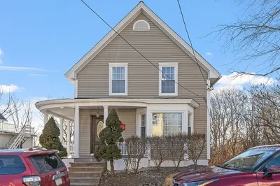 92 Ash St