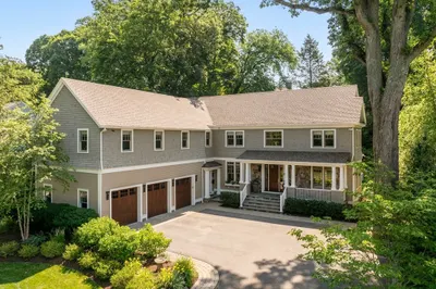 8 Sherburne Rd