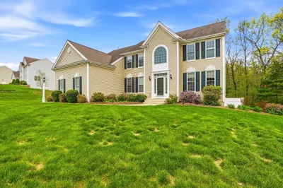 11 Howarth Drive 1