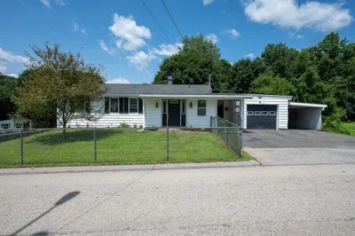 35 Brookside Rd 1