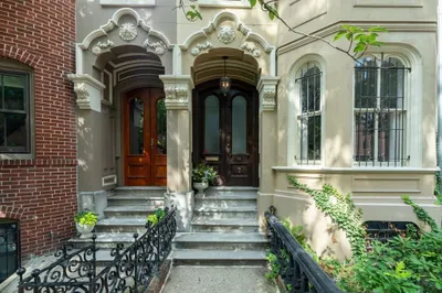 7 Rutland Sq