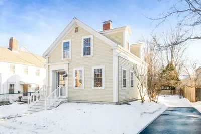 29 Dove St