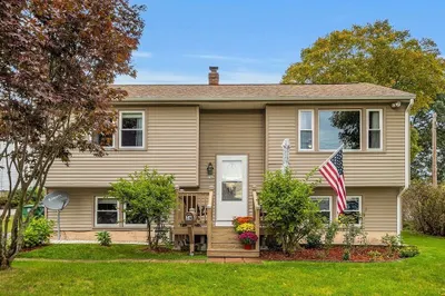 56 Arlington St 1