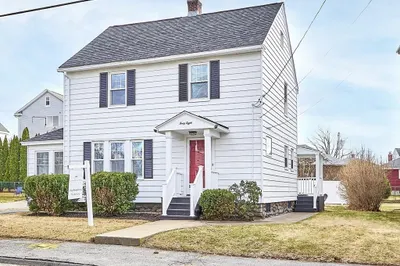48 King Philip Rd