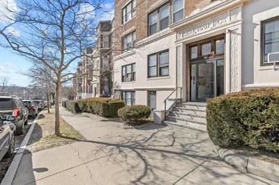 1661 Commonwealth Avenue #8