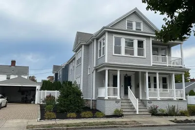 403-405 W Clinton Street #2