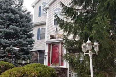 180 Monroe Rd #3